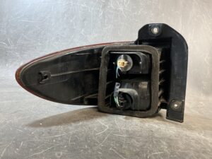 TOYOTA ESTIMA ACR30 Genuine Taillight ICHIKOH 28-139 Right Side x1