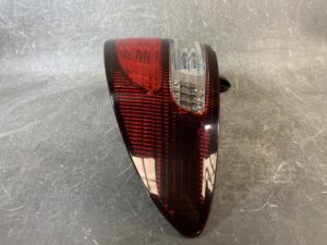 TOYOTA ESTIMA ACR30 Genuine Taillight ICHIKOH 28-139 Right Side x1