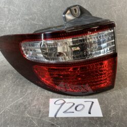 (重複)TOYOTA ESTIMA ACR30 Genuine Taillight ICHIKOH 28-139 Left Side x1