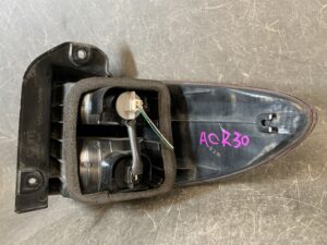 （重複）TOYOTA ESTIMA ACR30 Genuine Taillight ICHIKOH 28-139 Left Side x1