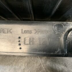 （重複）TOYOTA ESTIMA ACR30 Genuine Taillight ICHIKOH 28-139 Left Side x1