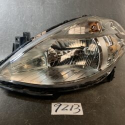 （重複）NISSAN TIIDA C11 Genuine Headlight / STANLEY P7779 L / Left Side x1