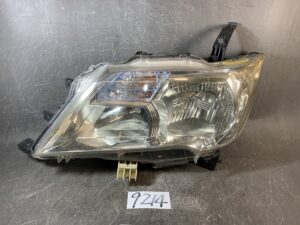 （重複）NISSAN SERENA C26 Genuine HID Headlight / KOITO 100-23097 / Left Side x1