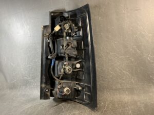 （重複）TOYOTA SIENTA NCP81 TAILLIGHT Rear light KOITO 52-125 LEFT x1