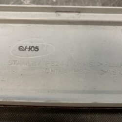 NISSAN CUBE Z12 NZ12 Tail Garnish panel STANLEY P8244