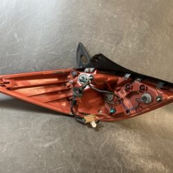 （重複）NISSAN TIIDA / TIIDA LATIO C11 NC11 SC11 SNC11 Genuine Taillight STANLEY P7511 R Right Side x1