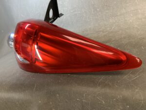 （重複）NISSAN TIIDA / TIIDA LATIO C11 NC11 SC11 SNC11 Genuine Taillight STANLEY P7511 R Right Side x1