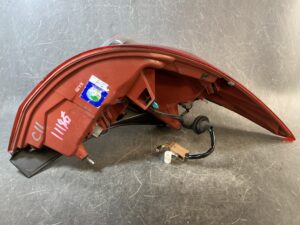 （重複）NISSAN TIIDA / TIIDA LATIO C11 NC11 SC11 SNC11 Genuine Taillight STANLEY P7511 R Right Side x1