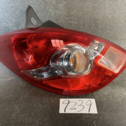 （重複）NISSAN TIIDA / TIIDA LATIO C11 NC11 SC11 SNC11 Genuine Taillight STANLEY P7511 R Right Side x1