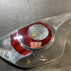 TOYOTA AQUA Prius C NHP10 Genuine Taillight STANLEY 52-252 Right Side x1