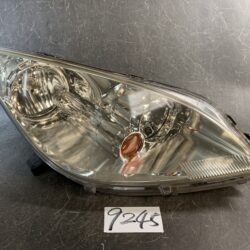 （重複）MITSUBISHI COLT Z2#A (Z21~Z28) Genuine Headlight STANLEY P2970 Right Side x1
