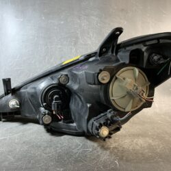 (重複)TOYOTA ESTIMA ACR30 Genuine Headlight KOITO 28-165 Right Side x1