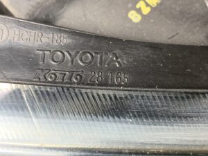 (重複)TOYOTA ESTIMA ACR30 Genuine Headlight KOITO 28-165 Right Side x1