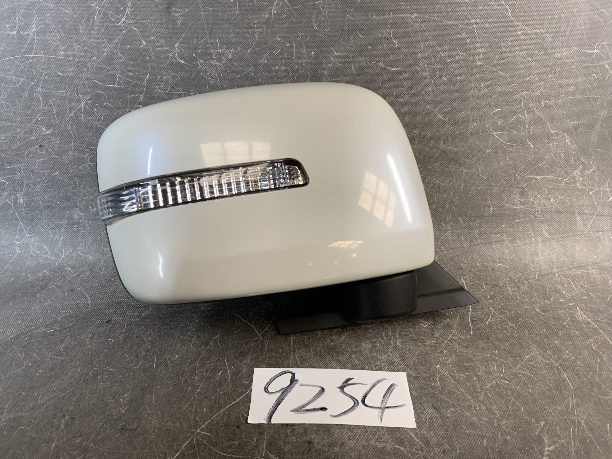 9254-2 SUZUKI SOLIO DELICA D2 Door Mirror Indicator 82K4 Right Side x1 » NZ1.95 » JDM-PARTS NZ » JDM-PARTS NZ MITSUBISHI DELICA D2 MB15S Genuine Door Mirror With Indicator 82K4 Right Side x1 SUZUKI SOLIO DELICA D2 Door Mirror Indicator 82K4 Right Side x1 » JDM-PARTS NZ