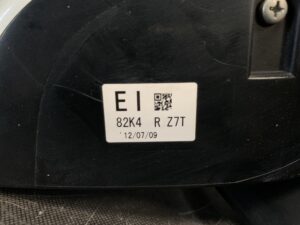 MITSUBISHI DELICA D2 MB15S Genuine Door Mirror With Indicator 82K4 Right Side x1