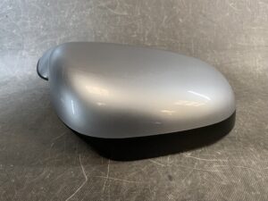 MITSUBISHI COLT Z21 Z22 Z23 Z24 Genuine Door Mirror 5G15 / MR599561-13 Right Side x1