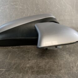 MITSUBISHI COLT Z21 Z22 Z23 Z24 Genuine Door Mirror 5G15 / MR599561-13 Right Side x1