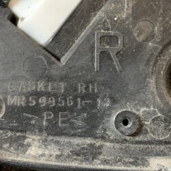 MITSUBISHI COLT Z21 Z22 Z23 Z24 Genuine Door Mirror 5G15 / MR599561-13 Right Side x1