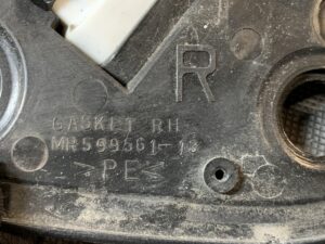 MITSUBISHI COLT Z21 Z22 Z23 Z24 Genuine Door Mirror 5G15 / MR599561-13 Right Side x1