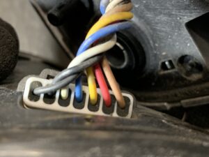 MITSUBISHI COLT Z21 Z22 Z23 Z24 Genuine Door Mirror 5G15 / MR599561-13 Right Side x1