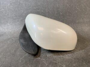NISSAN CUBE Z12 NZ12 Genuine Door Mirror ICHIKOH 8289/ 0A9 Right Side x1