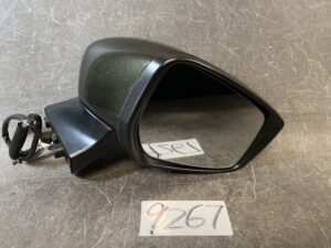 NISSAN NOTE E12 Genuine Door Mirror with Indicator Murakami G531 / G579 Right Side x1