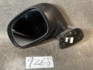 MITSUBISHI COLT Z21 Z22 Z23 Z24 Genuine Door Mirror 5A27 / MR599561-14 Left Side x1
