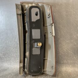 TOYOTA NOAH AZR60 Genuine Taillight / ICHIKOH 28-184 / Left Side x1