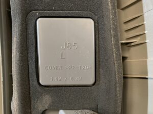 TOYOTA NOAH AZR60 Genuine Taillight / ICHIKOH 28-184 / Left Side x1