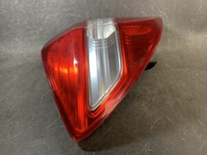 HONDA FIT GE GE6 GE7 GE8 GE9 Genuine Taillight / STANLEY P9596 L / Left Side x1