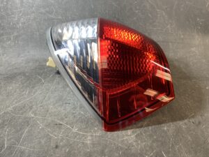 SUZUKI SOLIO MA15S Genuine Taillight / TOKAIDENSO 35603-54MA R/ Right Side x1