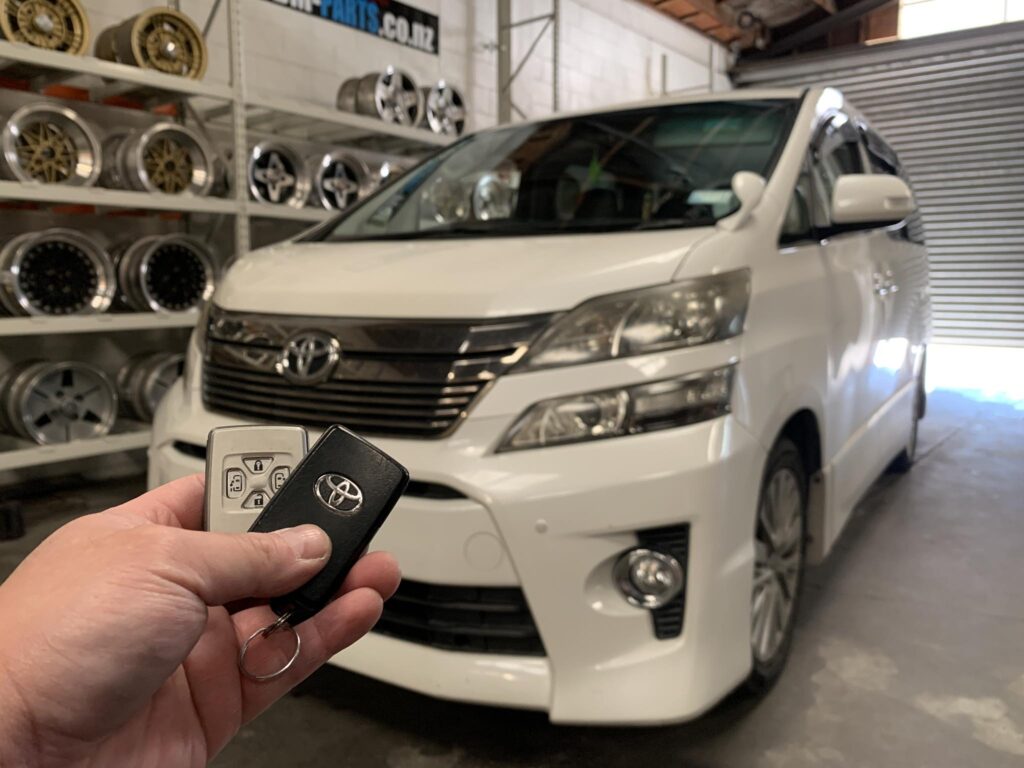 TOYOTA Vellfire Replacement KEY » JDM-PARTS NZ
