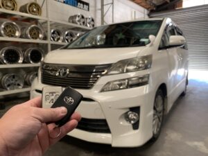 TOYOTA Vellfire Replacement KEY