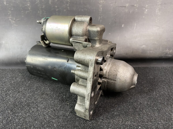 Genuine Starter Motor BMW MINI R55 R56 R57 R60 PEUGEOT 0001138004 / 12417589354 01 BOSCH » JDM-PARTS NZ