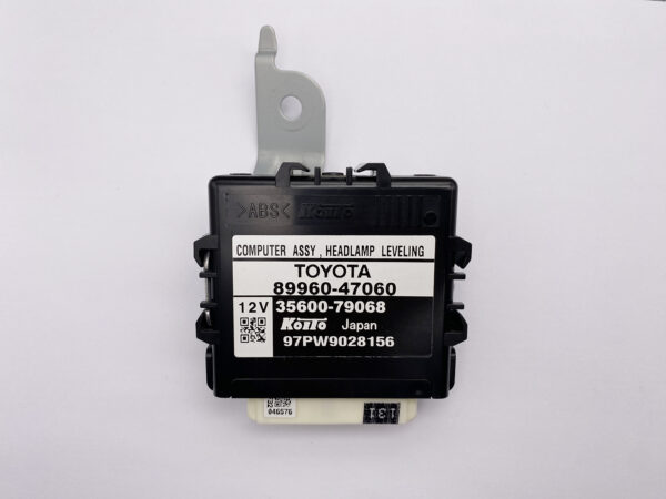TOYOTA Headlight ECU Levelling Control Module 89960-47060 / 35600-79068 » JDM-PARTS NZ