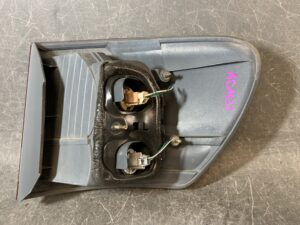 (重複)TOYOTA IPSUM ACM21 Genuine Taillight / KOITO 44-35 /Left Side x1