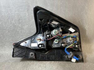 (重複)NISSAN NOTE HE12 Genuine Taillight ICHIKOH D202 Left Side x1