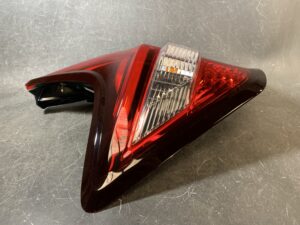 (重複)NISSAN NOTE HE12 Genuine Taillight ICHIKOH D202 Left Side x1