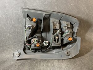 (重複)TOYOTA PORTE / SPADE NSP140 NCP141 NCP145 Genuine Taillight STANLEY 52-262 Right Side x1