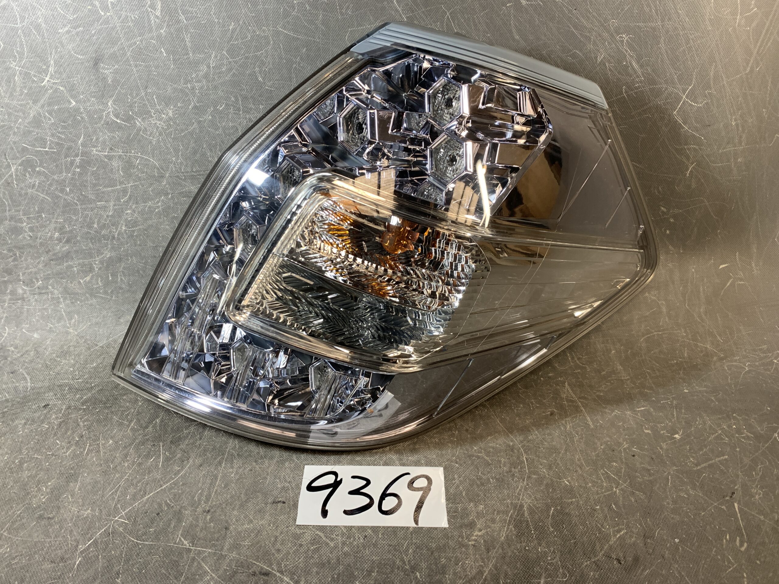 (重複)HONDA FIT SHUTTLE GP2 Genuine Taillight STANLEY W0020 Right Side x1