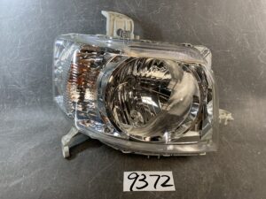 HONDA N-BOX JF1 JF2 Genuine Headlight P9911 Right Side x1