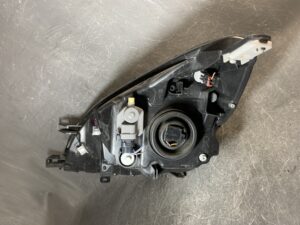 NISSAN NOTE E11/NE11/ZE11 FACELIFT Genuine Headlight ICHIKOH VALEO H005