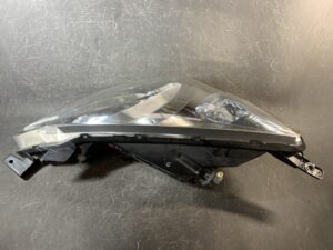 NISSAN NOTE E11/NE11/ZE11 FACELIFT Genuine Headlight ICHIKOH VALEO H005