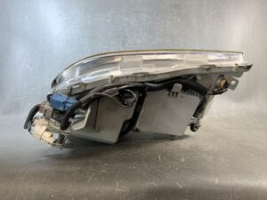 TOYOTA CROWN GRS182 Genuine Headlight STANLEY 30-313 Right Side x1