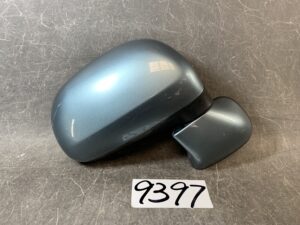 / MR599561-13 Right Side x1