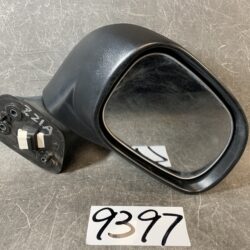 / MR599561-13 Right Side x1