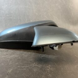 / MR599561-13 Right Side x1