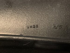 / MR599561-13 Right Side x1