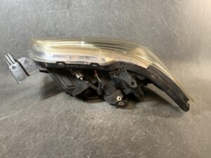 TOYOTA COROLLA RUMION NZE151 Genuine Headlight / ICHIKOH 12-539/ Left Side x1