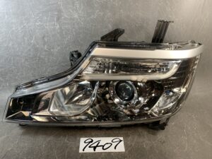 HONDA STEPWGN STEP WAGON RK5 RK6 Genuine HID Headlight / KOITO 100-62075 Left Side x1